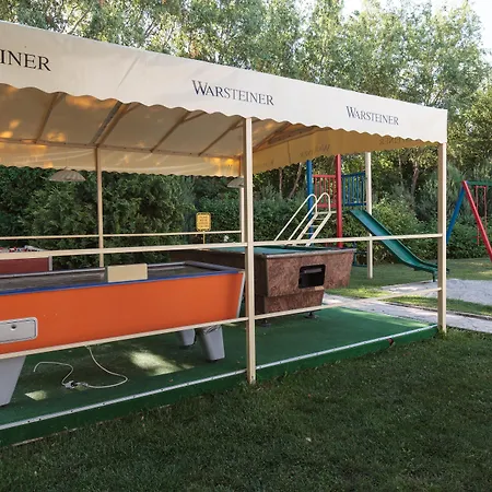 Отель Aquamarine