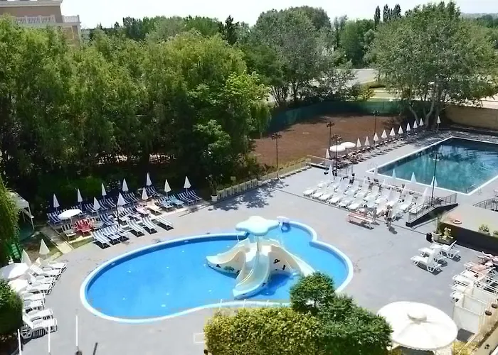 Aquamarine 4*