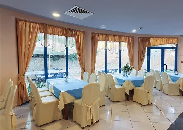Aquamarine Hotel