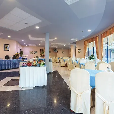 酒店 海蓝宝石酒店 - 全包 阳光海滩
